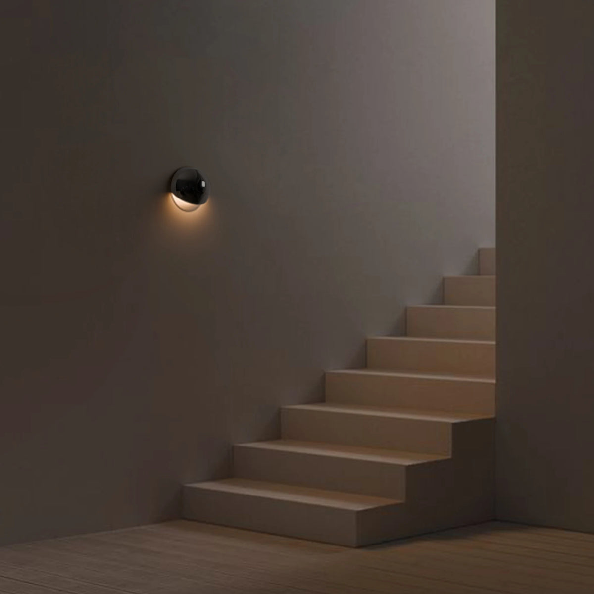 Up and down beam pattern from the aluminium wall light
