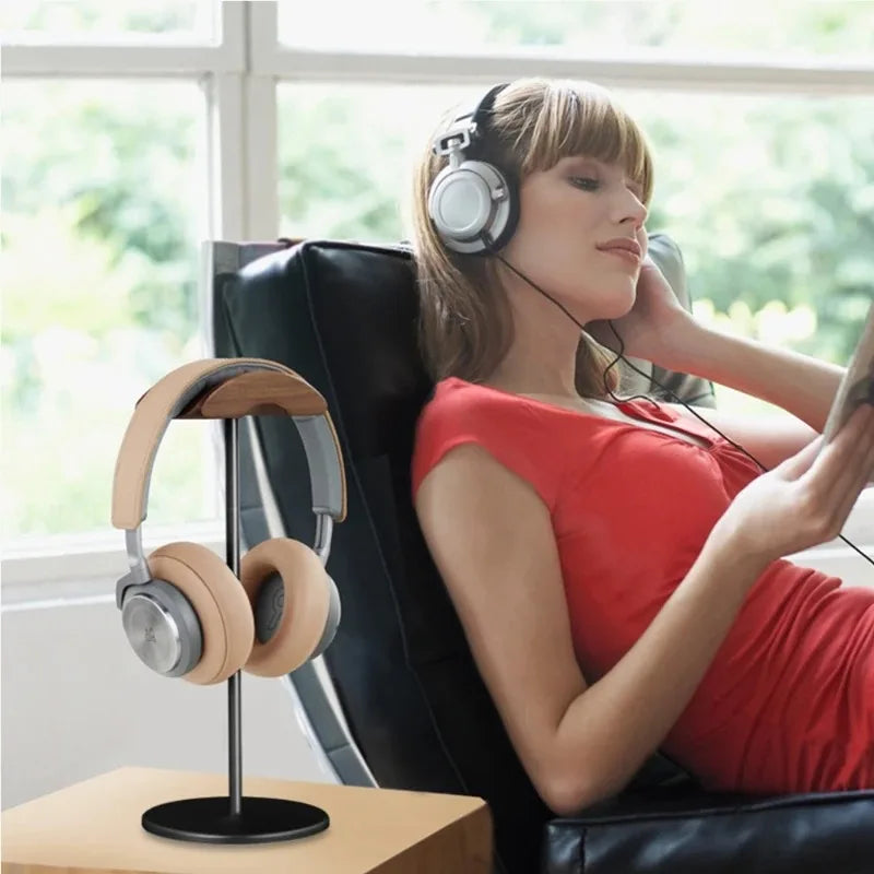 Walnut headphone stand with an aluminium base, view 3