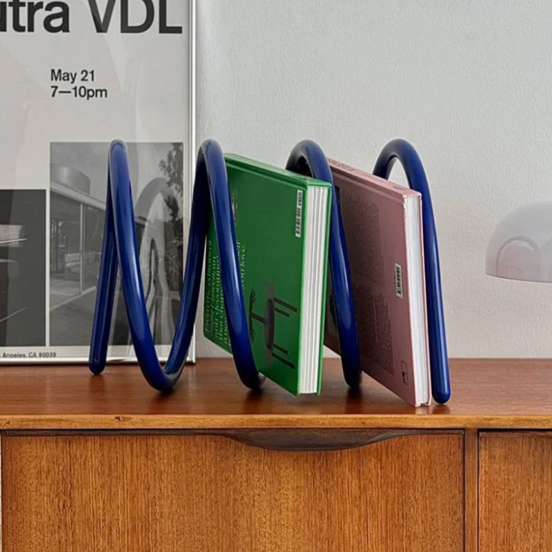 Minimalist metal frame of the desktop bookshelf