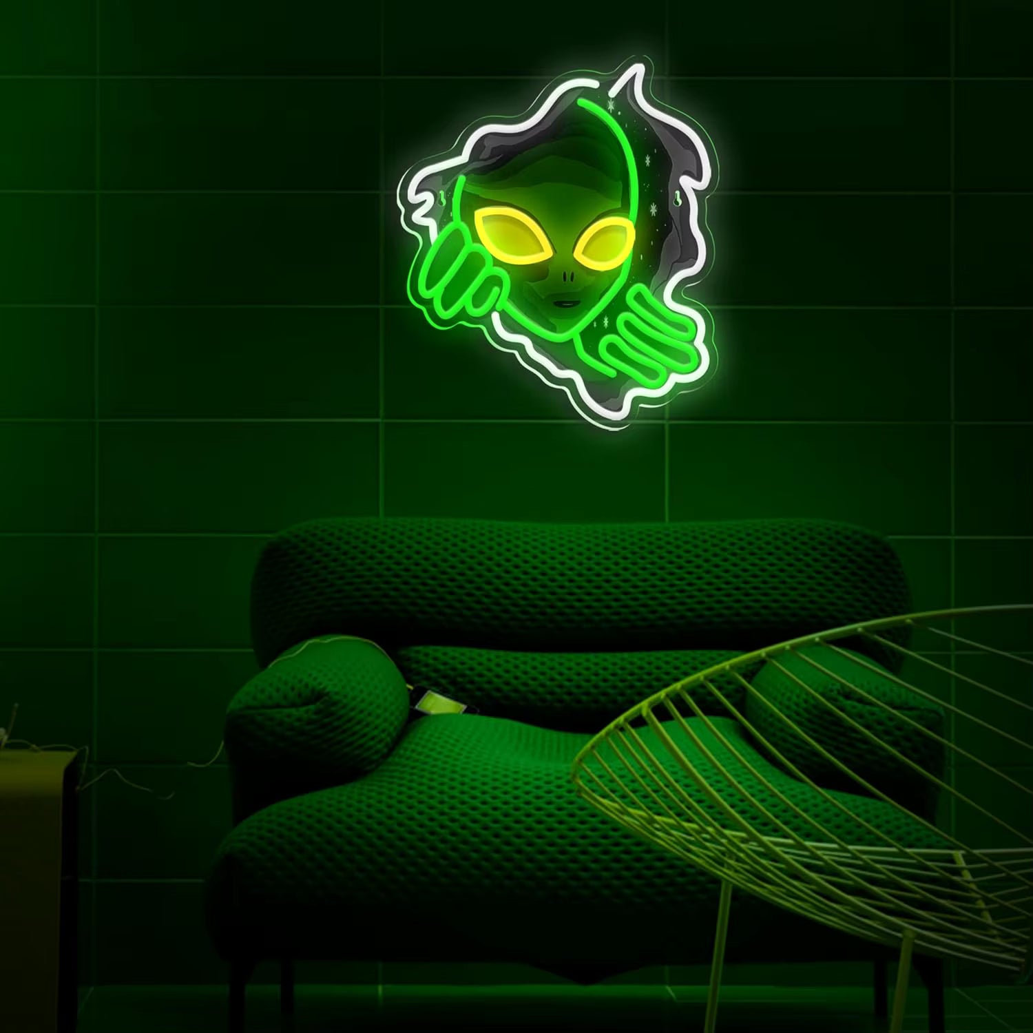 UFO alien neon sign for home bar decor
