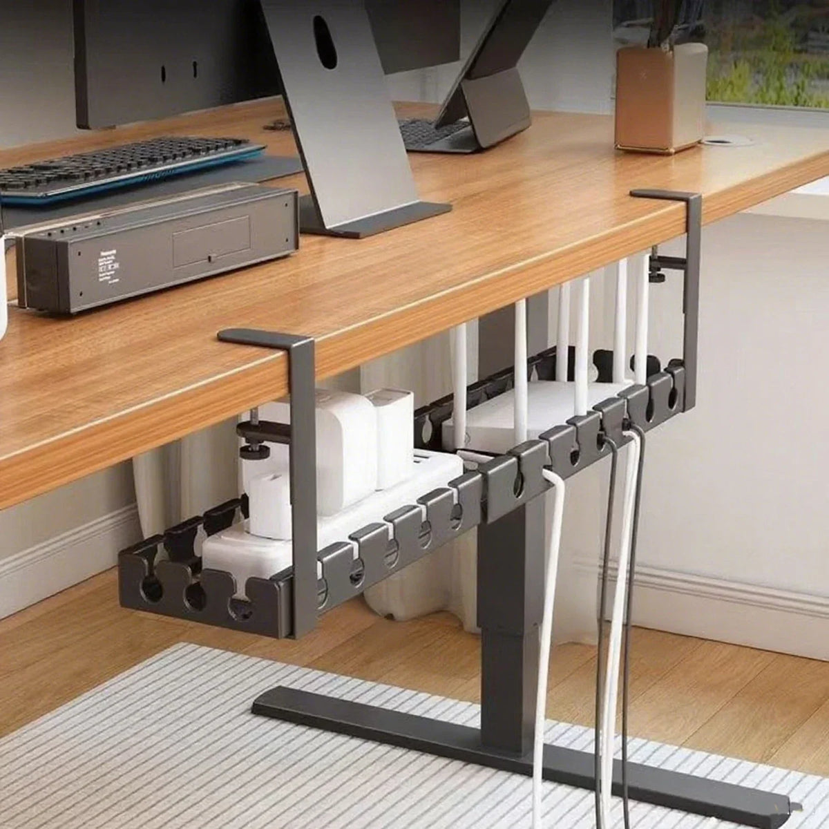 Fixed 40cm cable tray version shown separately
