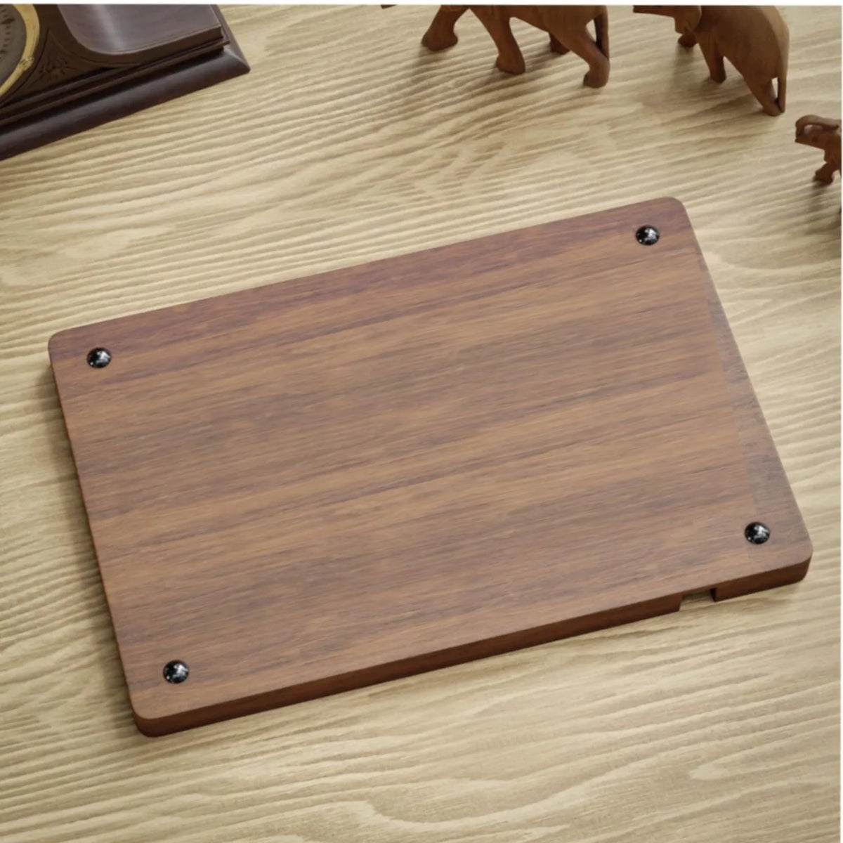 Close up of the natural wood grain on the storage box