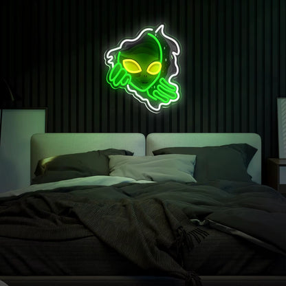 Yellow eyes alien LED neon light bedroom art