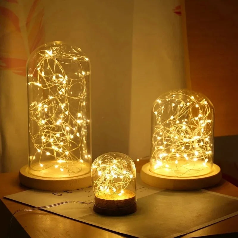 Button cell battery box for string lights