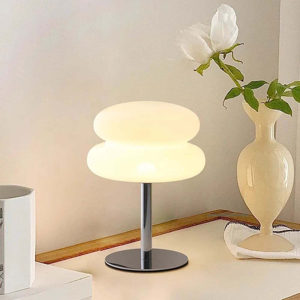Mushroom table lamp USB LED white design